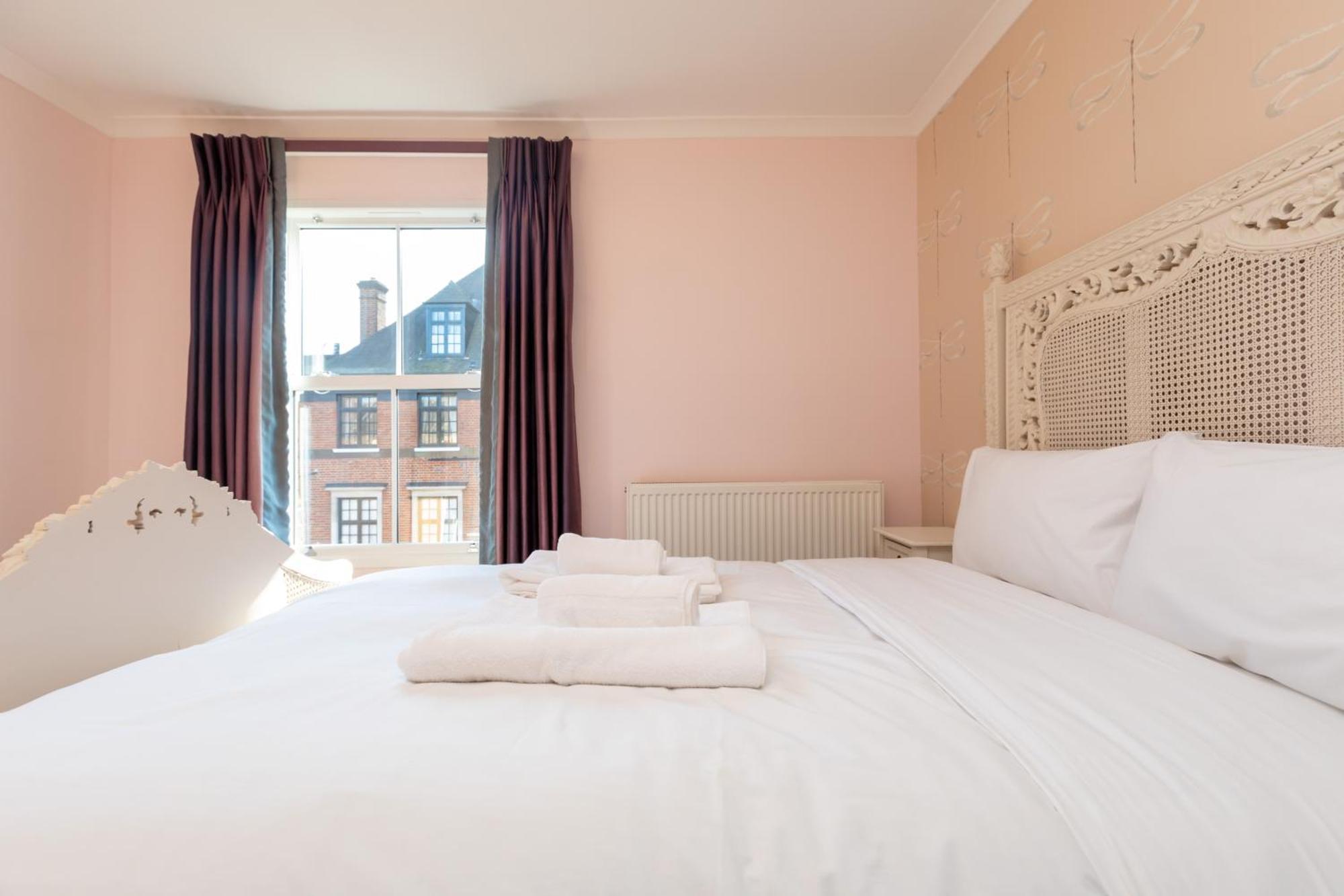 Spacious & Pristine 2Bd Flat - Balham Leilighet London Eksteriør bilde