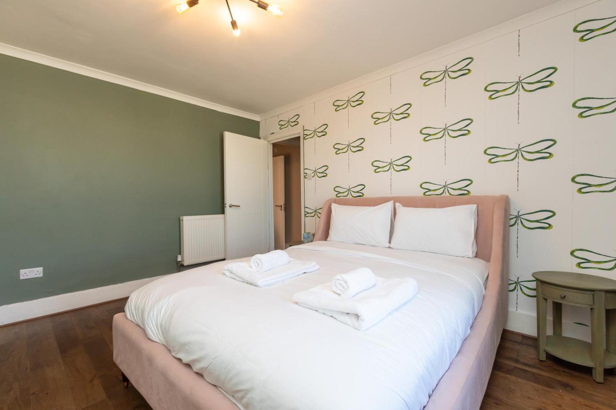 Spacious & Pristine 2Bd Flat - Balham Leilighet London Eksteriør bilde