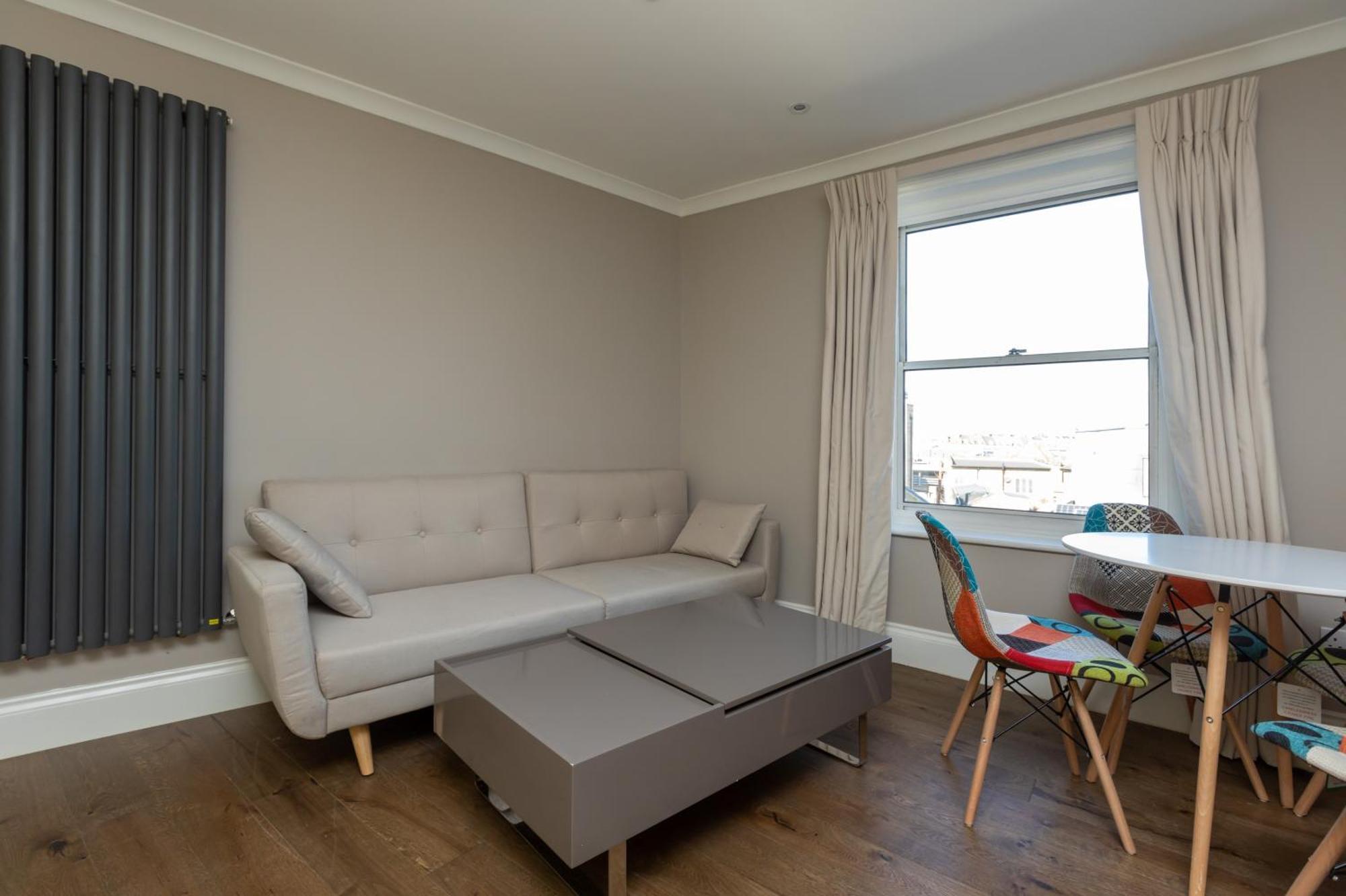 Spacious & Pristine 2Bd Flat - Balham Leilighet London Eksteriør bilde